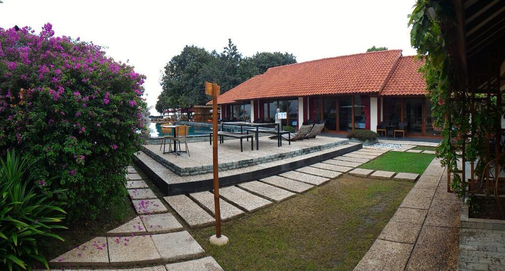 Jepara Marina Beach Bungalows Eksteriør bilde